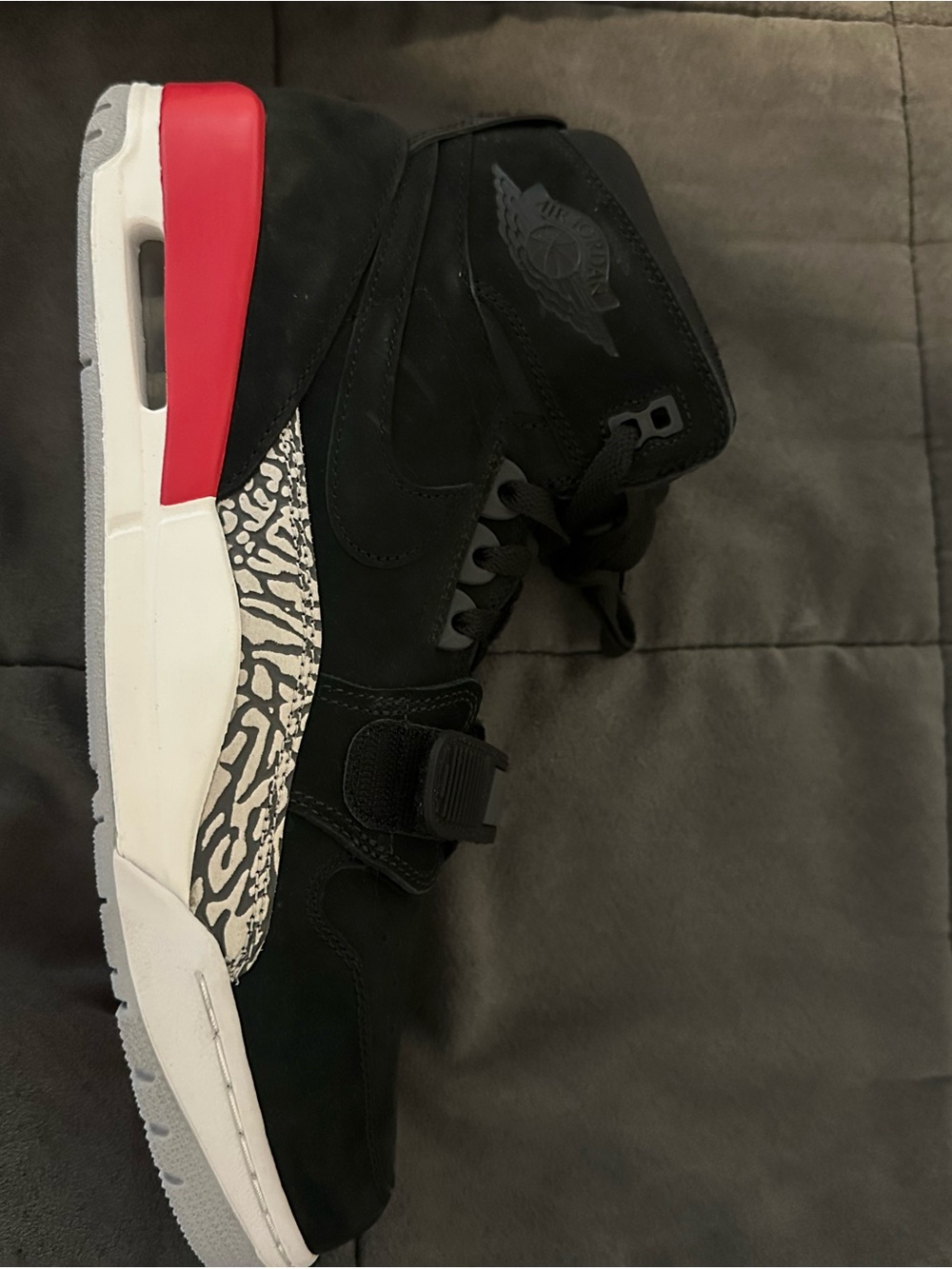 Jordan Air Legacy 312 Men's Black Sneakers - Picture 4 of 4